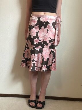 Y2K New York & Company Silk Floral Mermaid Hem Midi Skirt Coquette Feminine